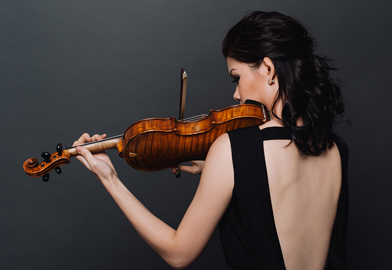 馬思聰?shù)摹端监l(xiāng)曲》與陳鋼的《梁祝》，哪一首藝術(shù)成就更高